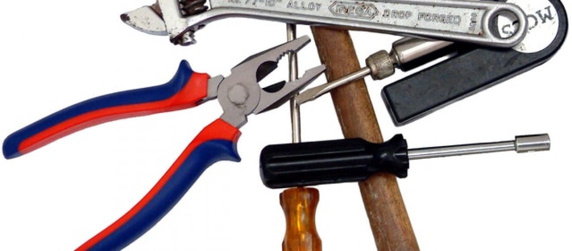 tools-1545001-639x536